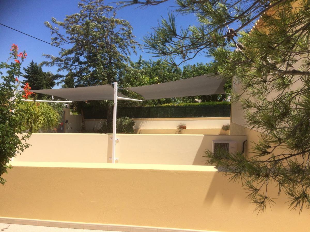 Villa Eber - Independent 1 & 2 Bedroom Apartments, Pool, Air Con, Fast Wi-Fi, Near Old Town Of Albufeira And Beaches Exterior foto