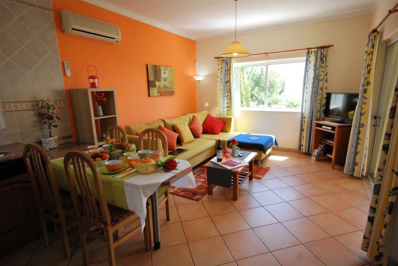 Villa Eber - Independent 1 & 2 Bedroom Apartments, Pool, Air Con, Fast Wi-Fi, Near Old Town Of Albufeira And Beaches Exterior foto